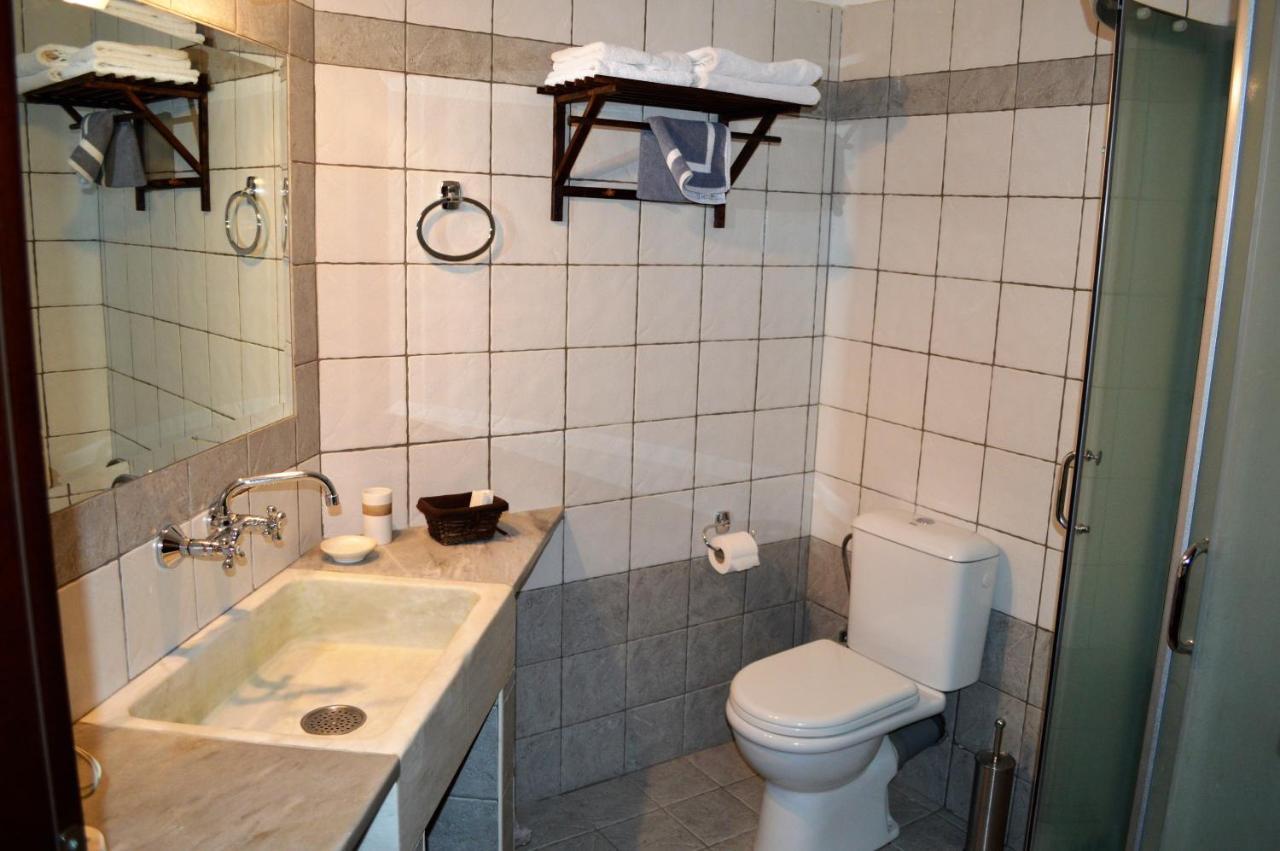 Hotel Dryades Eláti Exteriör bild